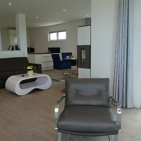 Sturmvogel Apartman *
