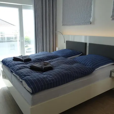 Sturmvogel Apartment *